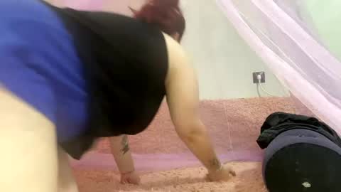 Suzi online show from June 10, 2026, 9:52 am