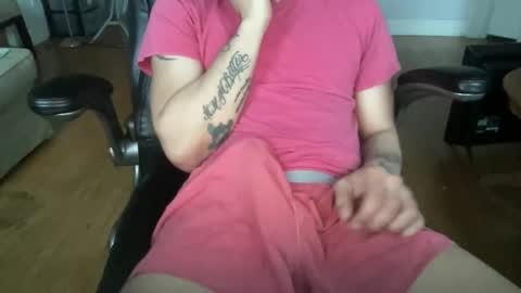 Snapshot of keesey23 chatting on February 14, 2026, 10:28 pm Keesey23 online show from February 14, 2026, 10:28 pm