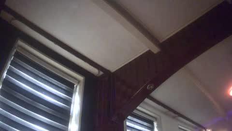 IwantYouNow online show from October 9, 2025, 12:25 pm