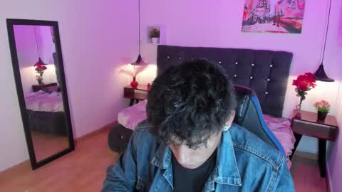 Snapshot of keevin_cross_ chatting on October 1, 2025, 10:54 am Keevin online show from October 1, 2025, 10:54 am