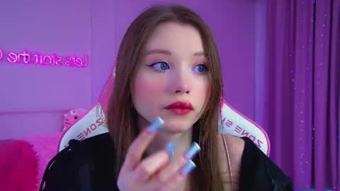 Keira online show from June 28, 2026, 6:08 am