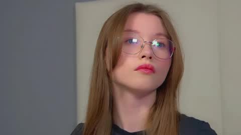 Keira online show from July 9, 2026, 6:34 pm