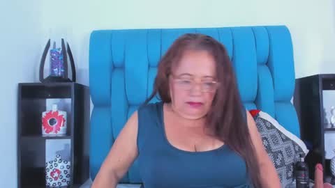 Snapshot of keiralennox chatting on December 30, 2024, 10:23 pm online show from December 30, 2024, 10:23 pm