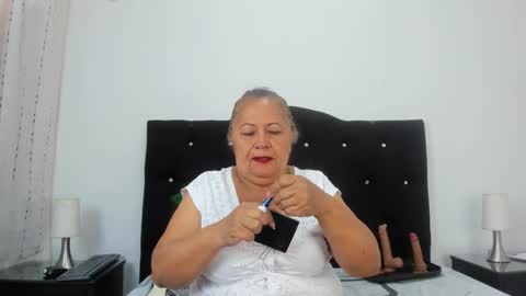   online show from November 14, 2025, 11:42 am