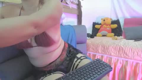 Snapshot of keiraquen chatting on February 26, 2026, 2:21 am keira online show from February 26, 2026, 2:21 am