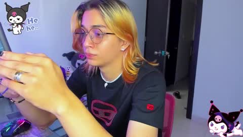 Snapshot of keita_moon chatting on October 19, 2025, 9:37 pm Keita moon online show from October 19, 2025, 9:37 pm