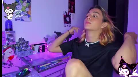 Snapshot of keita_moon chatting on November 5, 2025, 11:05 pm Keita moon online show from November 5, 2025, 11:05 pm