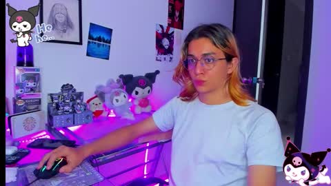 Snapshot of keita_moon chatting on December 2, 2025, 4:24 pm Keita moon online show from December 2, 2025, 4:24 pm