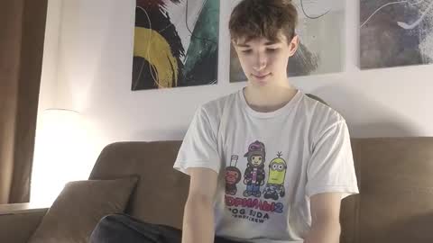 Mark online show from November 2, 2025, 3:58 pm