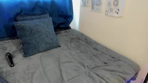 Snapshot of keket_smith chatting on September 20, 2025, 8:21 pm Keket online show from September 20, 2025, 8:21 pm