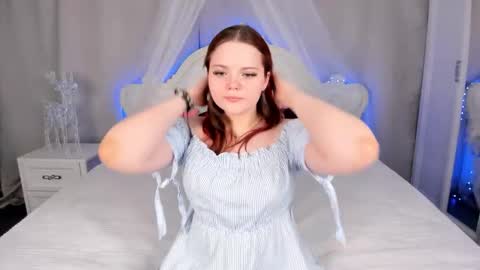 Snapshot of kellyfiery chatting on November 25, 2025, 8:36 am Kellyfiery online show from November 25, 2025, 8:36 am