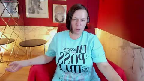 Kelly online show from June 28, 2026, 1:17 pm