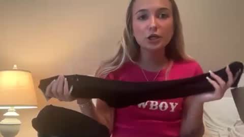 Kelsey Blu online show from May 20, 2026, 12:06 am