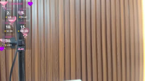    online show from April 15, 2026, 1:07 pm