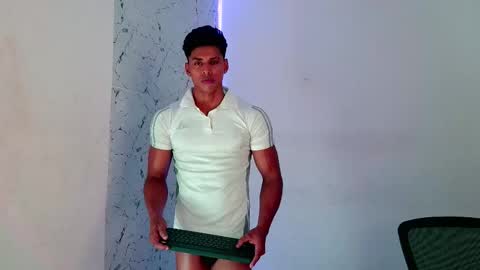 Snapshot of ken__owensx chatting on September 11, 2025, 3:39 am ken__owensx online show from September 11, 2025, 3:39 am
