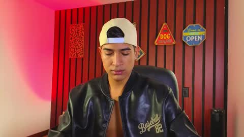 Snapshot of ken_blaker chatting on October 22, 2025, 12:16 pm ken_blaker online show from October 22, 2025, 12:16 pm