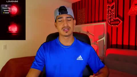 Snapshot of ken_blaker chatting on November 10, 2025, 7:13 pm ken_blaker online show from November 10, 2025, 7:13 pm