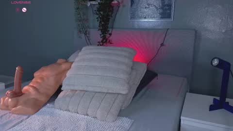   online show from March 11, 2026, 11:27 am