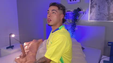   online show from April 1, 2026, 11:33 am