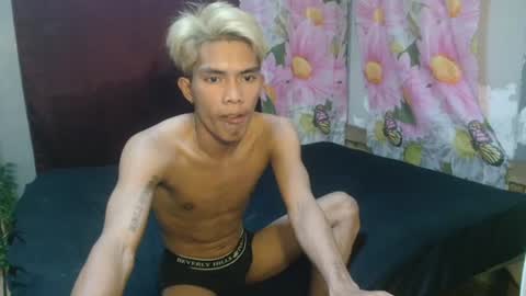 ken_minjun online show from June 29, 2026, 12:05 pm