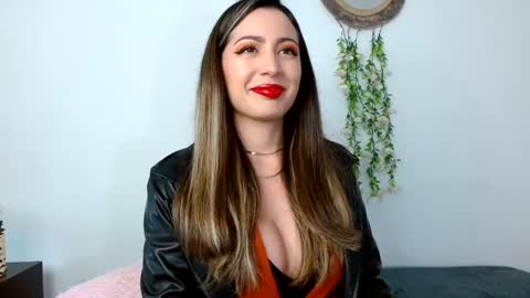 Snapshot of kendal_mosk chatting on February 28, 2025, 5:04 pm Valery online show from February 28, 2025, 5:04 pm