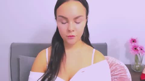 KendalDaisy online show from February 10, 2025, 8:10 pm