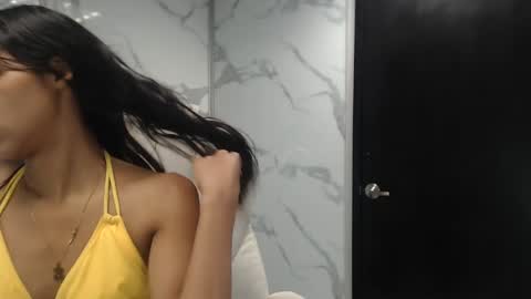 kendall69__ online show from December 5, 2024, 4:44 pm