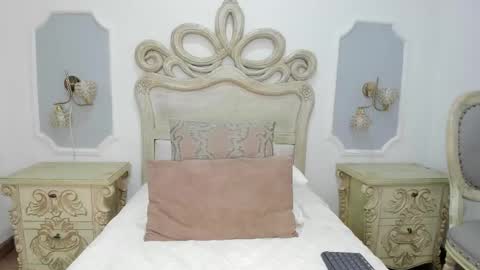 Snapshot of kendall_jones7 chatting on November 6, 2025, 7:48 pm kendall jones7 online show from November 6, 2025, 7:48 pm