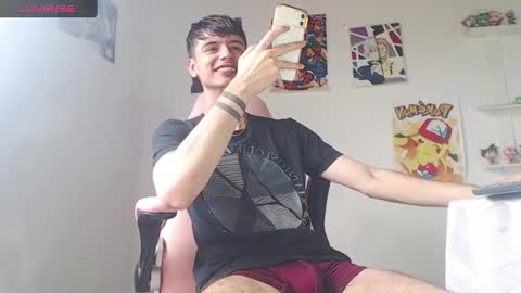 Snapshot of kendall_ros chatting on January 3, 2025, 5:20 pm kendall ross online show from January 3, 2025, 5:20 pm