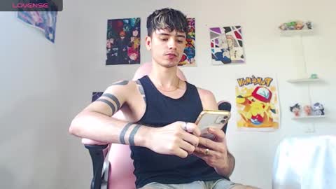 Snapshot of kendall_ros chatting on January 16, 2025, 7:10 pm kendall ross online show from January 16, 2025, 7:10 pm