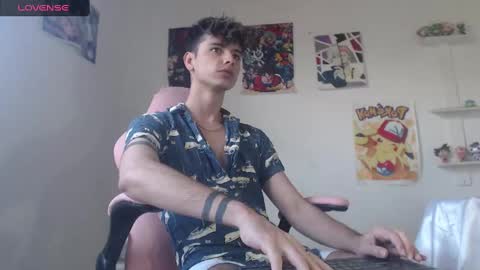 Snapshot of kendall_ros chatting on January 19, 2025, 3:10 pm kendall ross online show from January 19, 2025, 3:10 pm