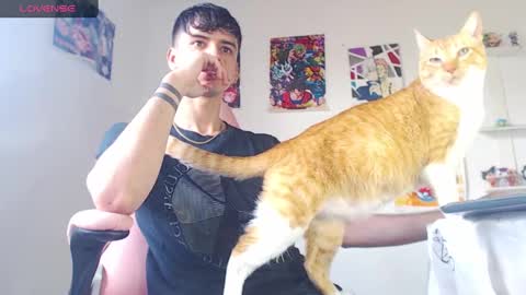 Snapshot of kendall_ros chatting on February 18, 2025, 3:43 pm kendall ross online show from February 18, 2025, 3:43 pm