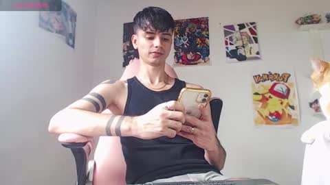 Snapshot of kendall_ros chatting on February 24, 2025, 3:31 pm kendall ross online show from February 24, 2025, 3:31 pm