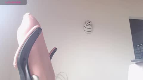 Snapshot of kendall_ros chatting on September 28, 2025, 2:55 pm kendall ross online show from September 28, 2025, 2:55 pm