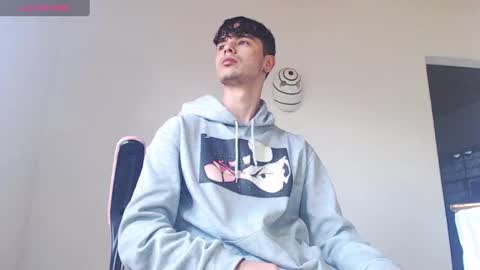 Snapshot of kendall_ros chatting on October 9, 2025, 2:59 pm kendall ross online show from October 9, 2025, 2:59 pm