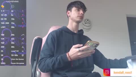 Snapshot of kendall_ros chatting on October 26, 2025, 3:07 pm kendall ross online show from October 26, 2025, 3:07 pm