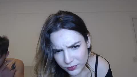 cloe online show from December 11, 2024, 4:49 am