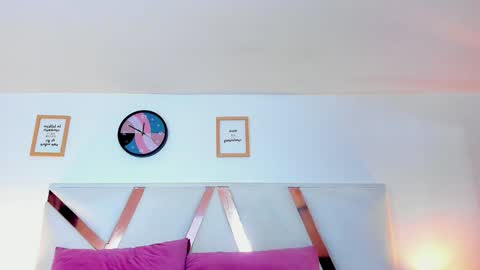 Snapshot of kendalmilleer chatting on January 25, 2025, 2:58 am online show from January 25, 2025, 2:58 am