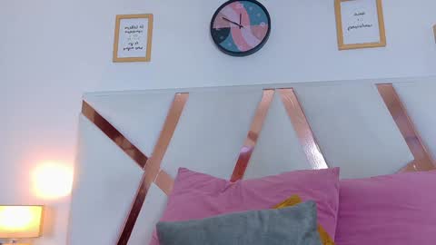 Snapshot of kendalmilleer chatting on January 28, 2025, 5:00 am online show from January 28, 2025, 5:00 am