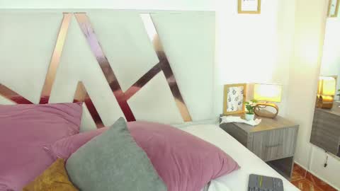 Snapshot of kendalmilleer chatting on February 22, 2025, 6:06 am online show from February 22, 2025, 6:06 am