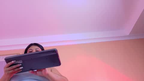 Snapshot of kendalmilleer chatting on December 2, 2025, 11:04 am online show from December 2, 2025, 11:04 am