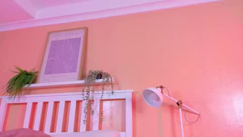 Snapshot of kendalmilleer chatting on December 5, 2025, 10:13 am online show from December 5, 2025, 10:13 am