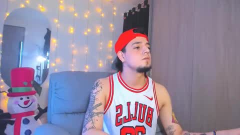 kendel_dimitri online show from December 14, 2024, 5:51 am