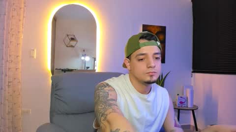 kendel_dimitri online show from February 24, 2026, 2:31 am