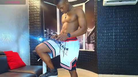 Kender online show from October 12, 2025, 8:08 pm