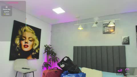 Kendra London online show from April 11, 2026, 11:14 am