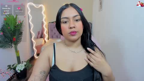 Snapshot of kendra_tay chatting on December 31, 2024, 3:01 am kendra online show from December 31, 2024, 3:01 am