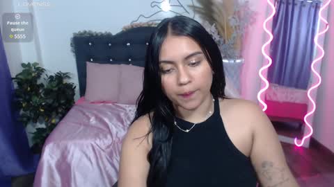 Snapshot of kendra_tay chatting on January 7, 2025, 3:33 pm kendra online show from January 7, 2025, 3:33 pm