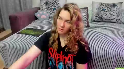 Kendra online show from March 12, 2026, 11:55 pm