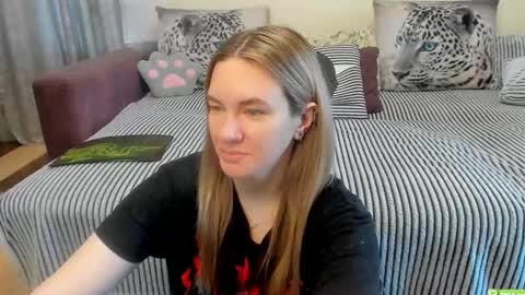 Kendra online show from May 16, 2026, 11:57 pm